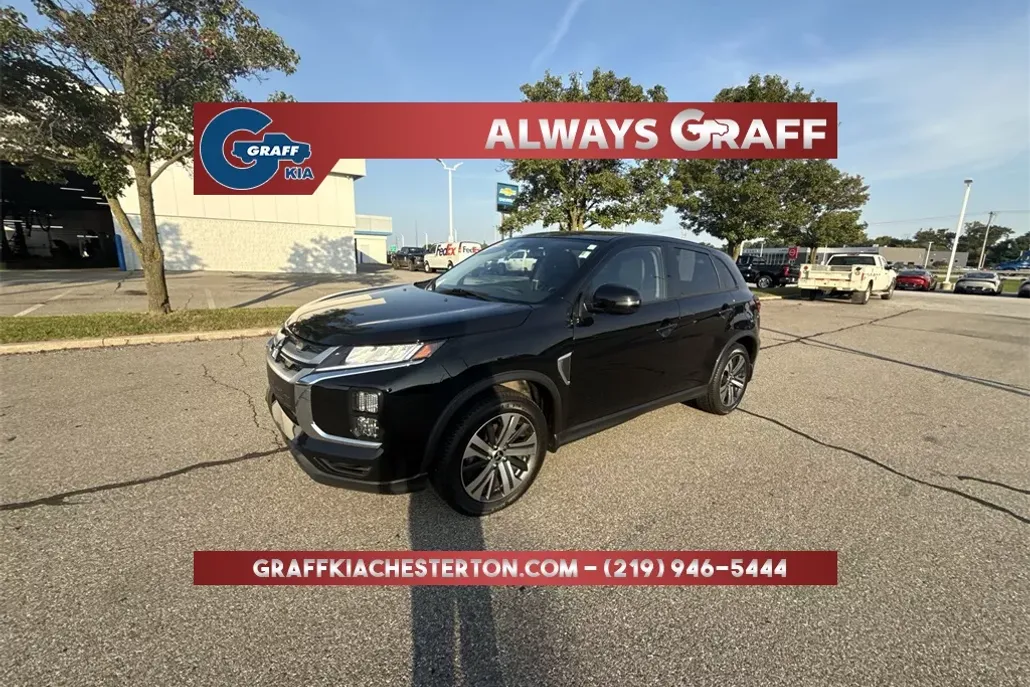 2022 Mitsubishi Outlander Sport SE photo 1