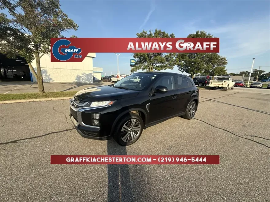 2022 Mitsubishi Outlander Sport SE photo 1
