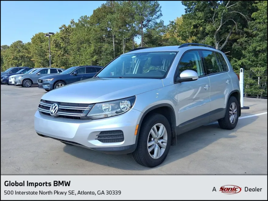 2017 Volkswagen Tiguan S photo 1