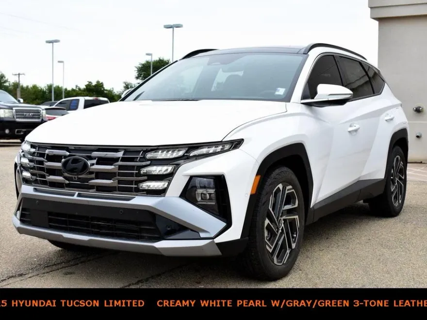 2025 Hyundai Tucson Limited photo 1