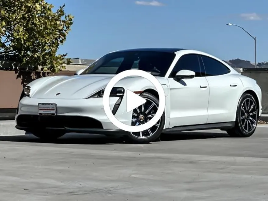 2023 Porsche Taycan photo 1