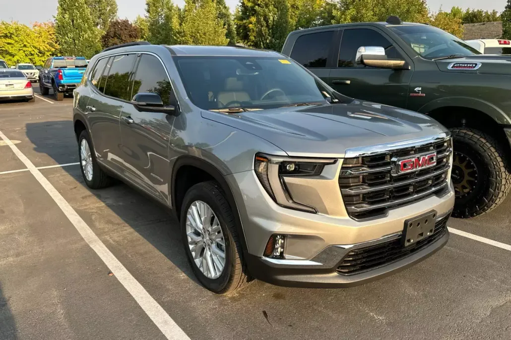 2025 Gmc Acadia Elevation photo 1