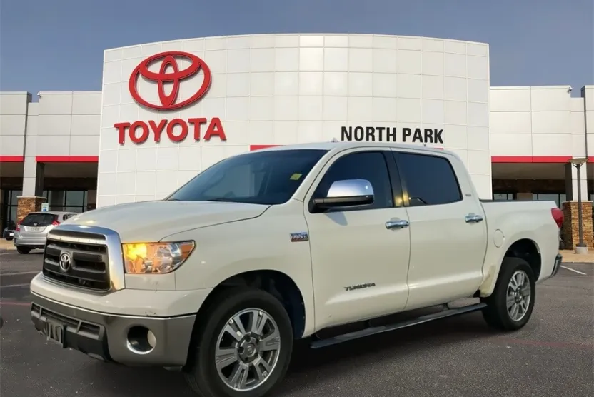 2011 Toyota Tundra Grade photo 1