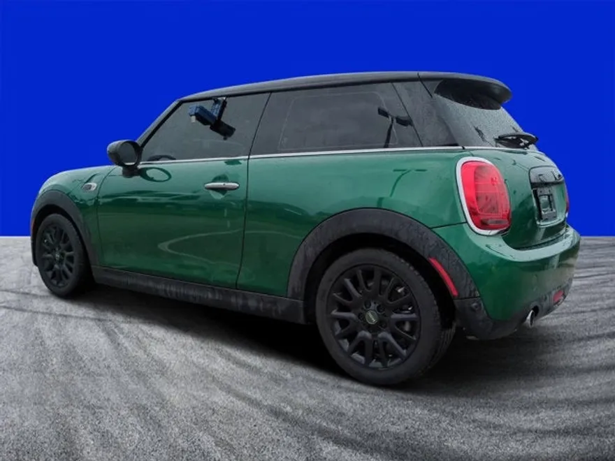 2020 Mini Cooper 2 Door Hardtop Signature photo 1