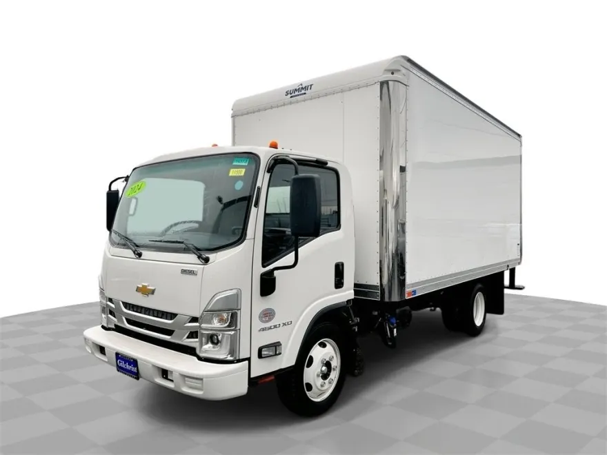 2024 Chevrolet Silverado 4500HD photo 1