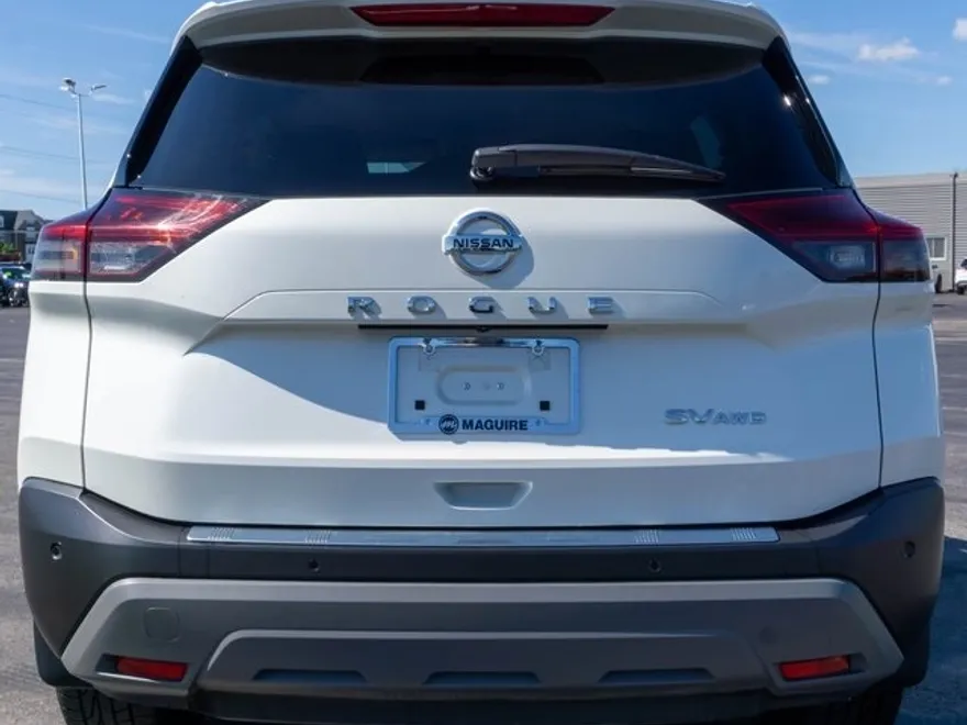 2021 Nissan Rogue SV photo 1