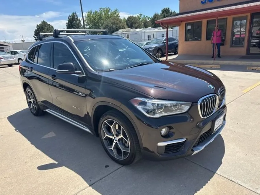 2019 Jeep Cherokee Limited photo 1