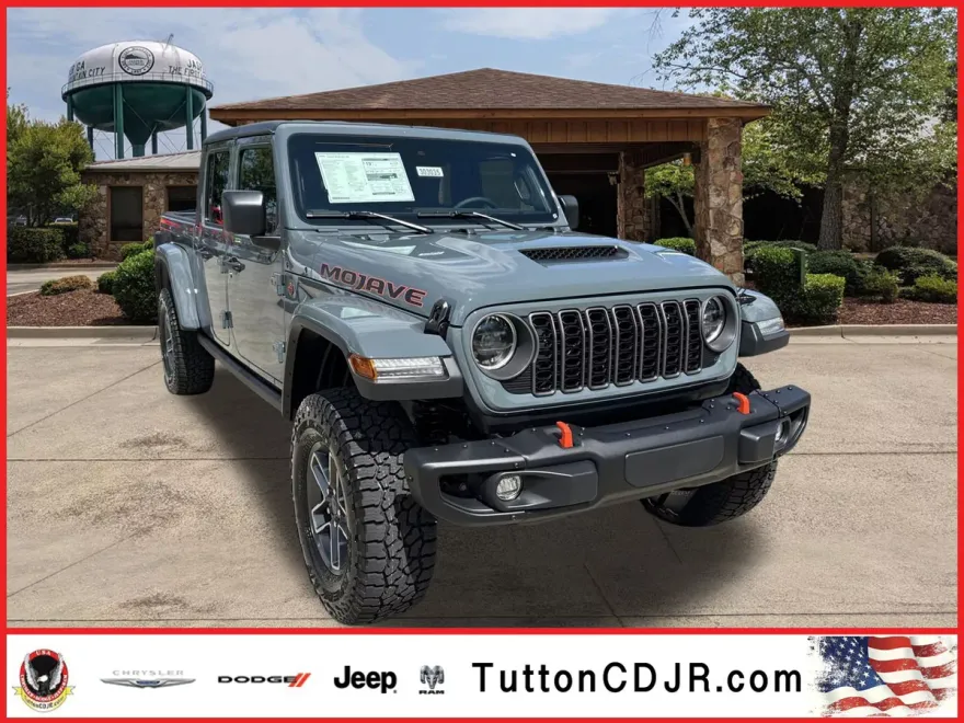 2025 Jeep Gladiator Mojave photo 1