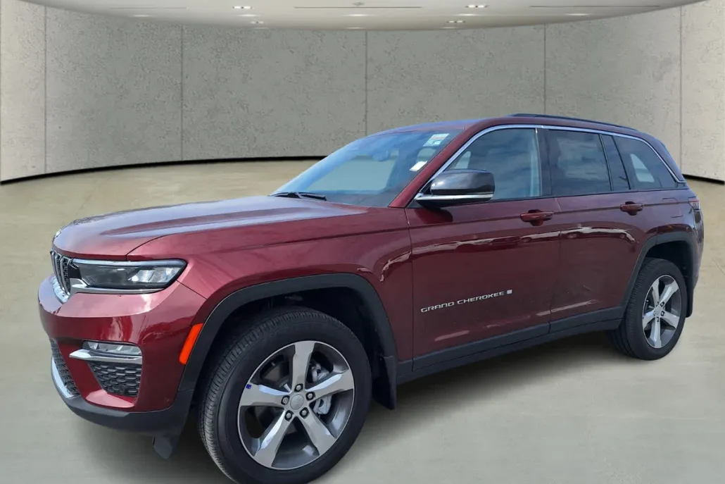 2025 Jeep Grand Cherokee Limited photo 1