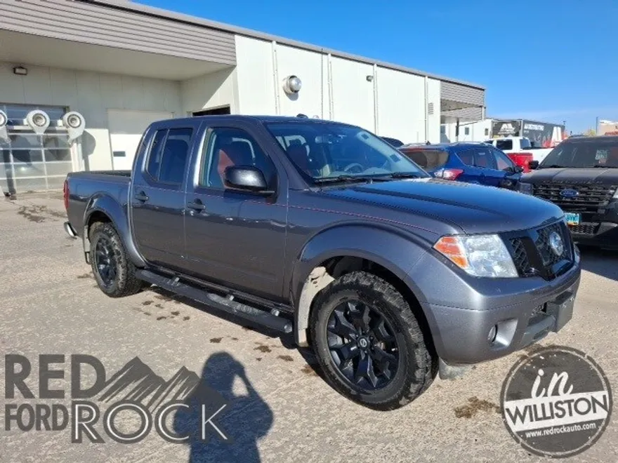 2018 Nissan Frontier SV photo 1