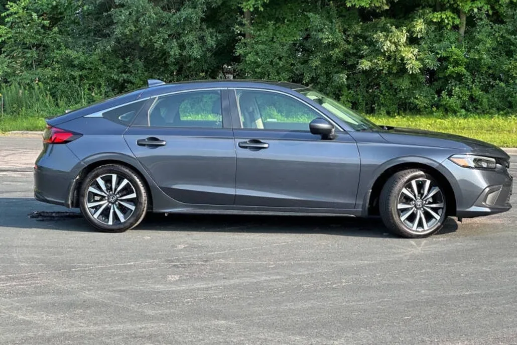 2023 Honda Civic EX-L photo 1
