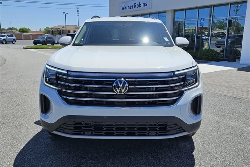 2025 Volkswagen Atlas SE Technology photo 1