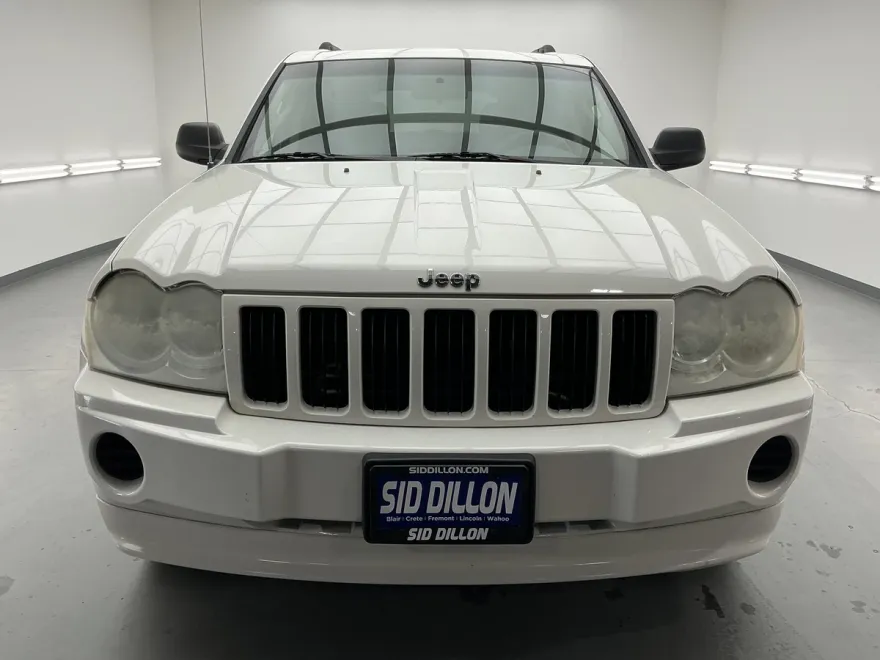 2006 Jeep Grand Cherokee Laredo photo 1