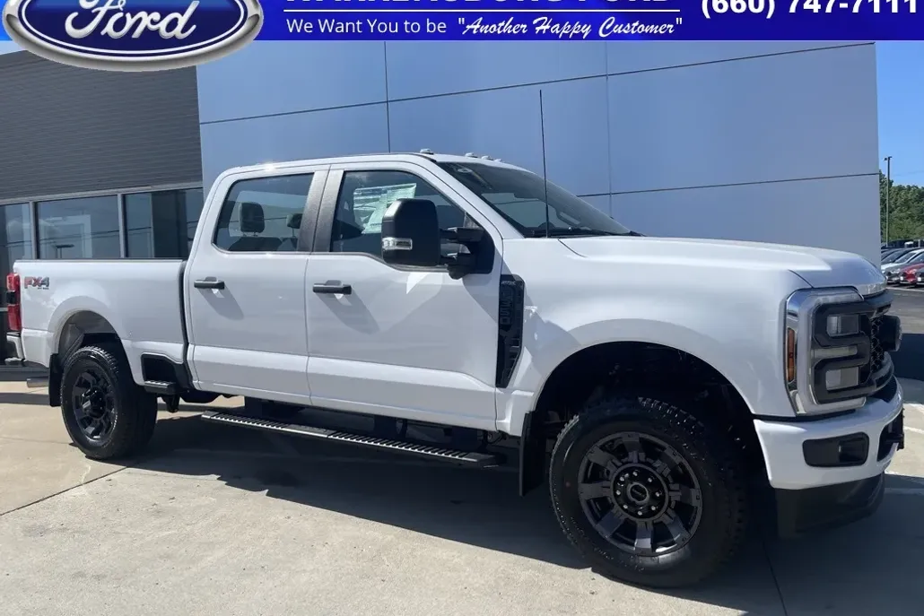 2025 Ford F-350 photo 1