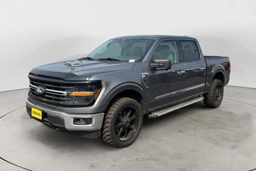 2024 Ford F-150 XLT photo 1