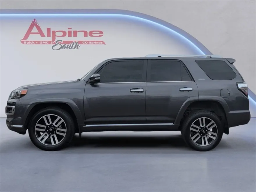 2023 Toyota 4Runner Limited photo 1