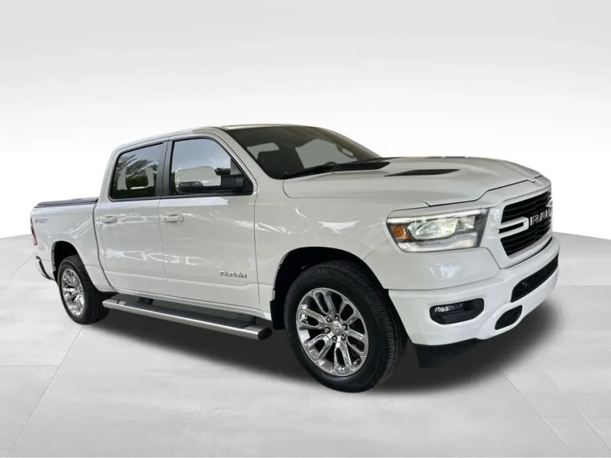 2023 Ram 1500 Laramie photo 1