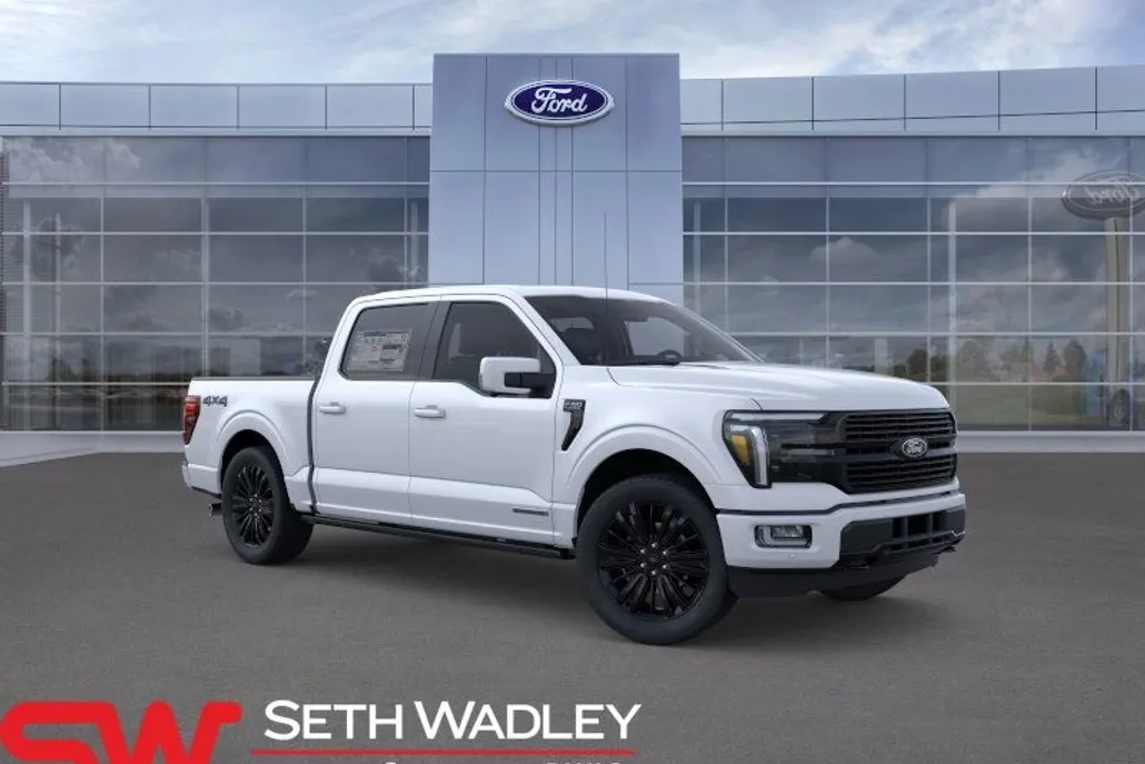 2025 Ford F-150 Platinum photo 1