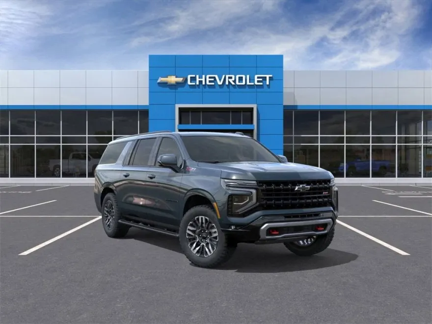 2025 Chevrolet Suburban Z71 photo 1