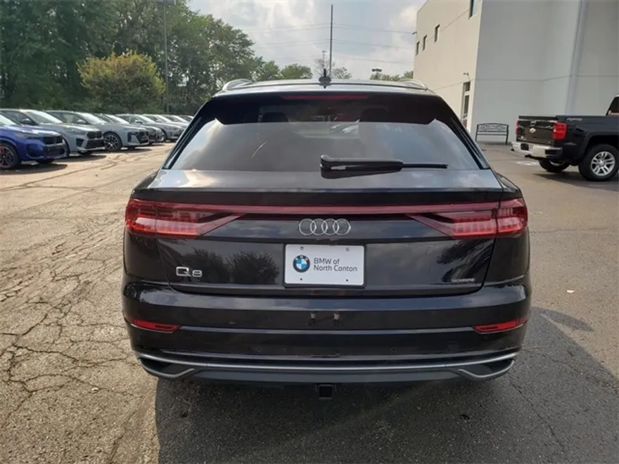 2020 Audi Q8 55 Premium Plus photo 1