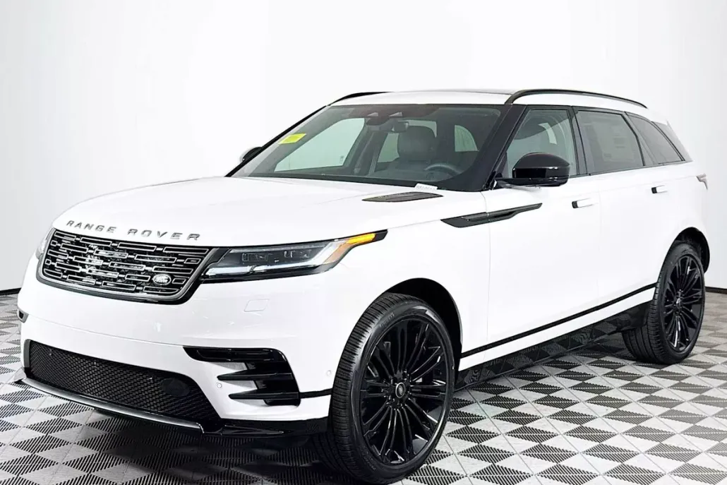 2026 Land Rover Range Rover Velar SE photo 1