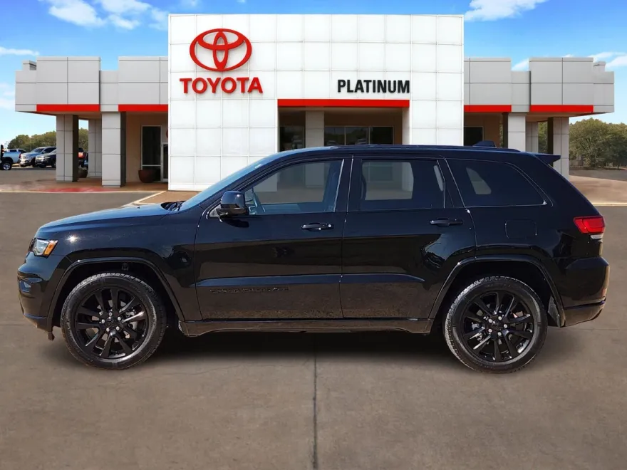 2020 Jeep Grand Cherokee Altitude photo 1