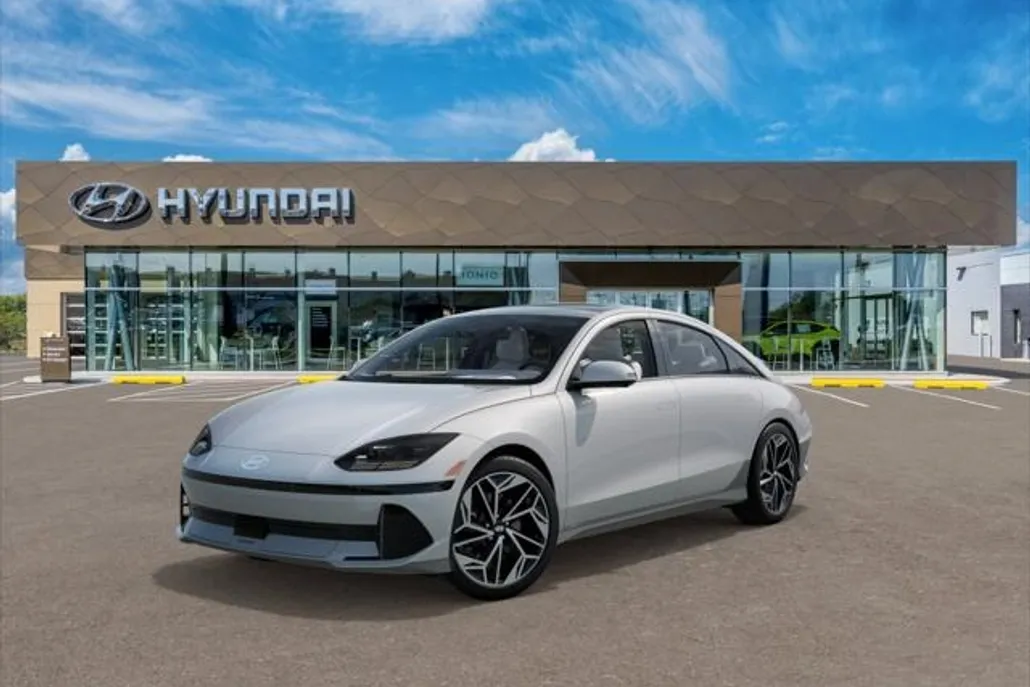 2025 Hyundai Ioniq 6 Limited photo 1