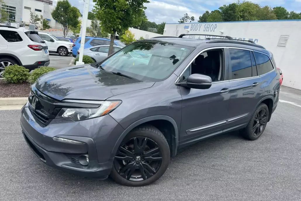 2021 Honda Pilot Special Edition photo 1