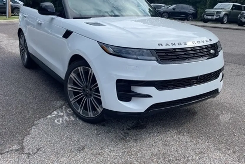 2024 Land Rover Range Rover Sport SE photo 1