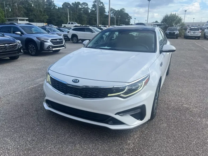 2019 Kia Optima LX photo 1