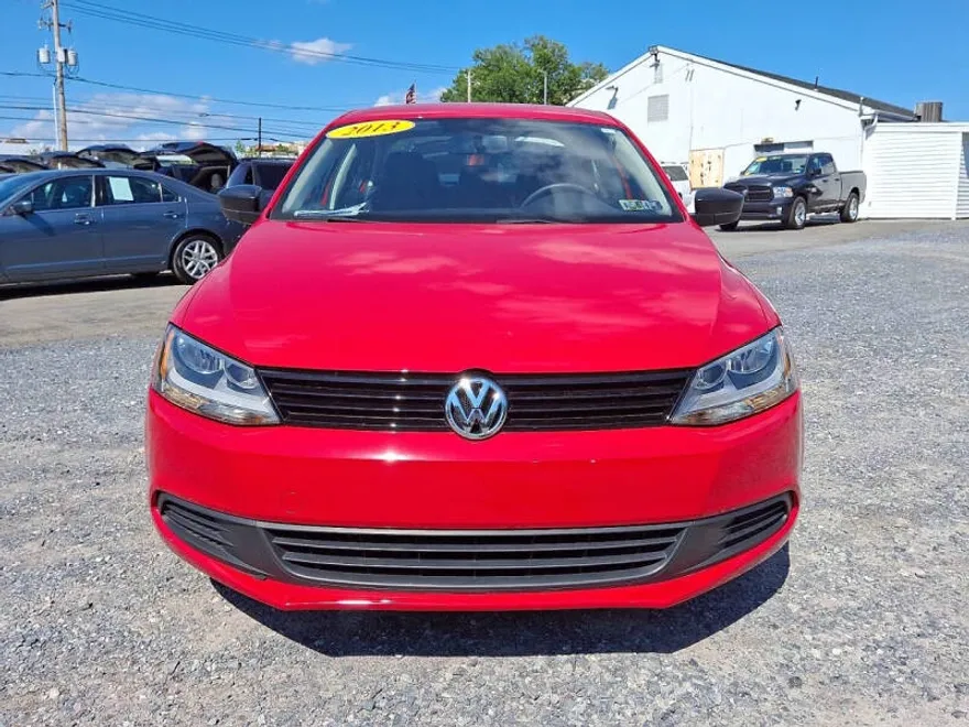 2013 Volkswagen Jetta 2.0 S photo 1