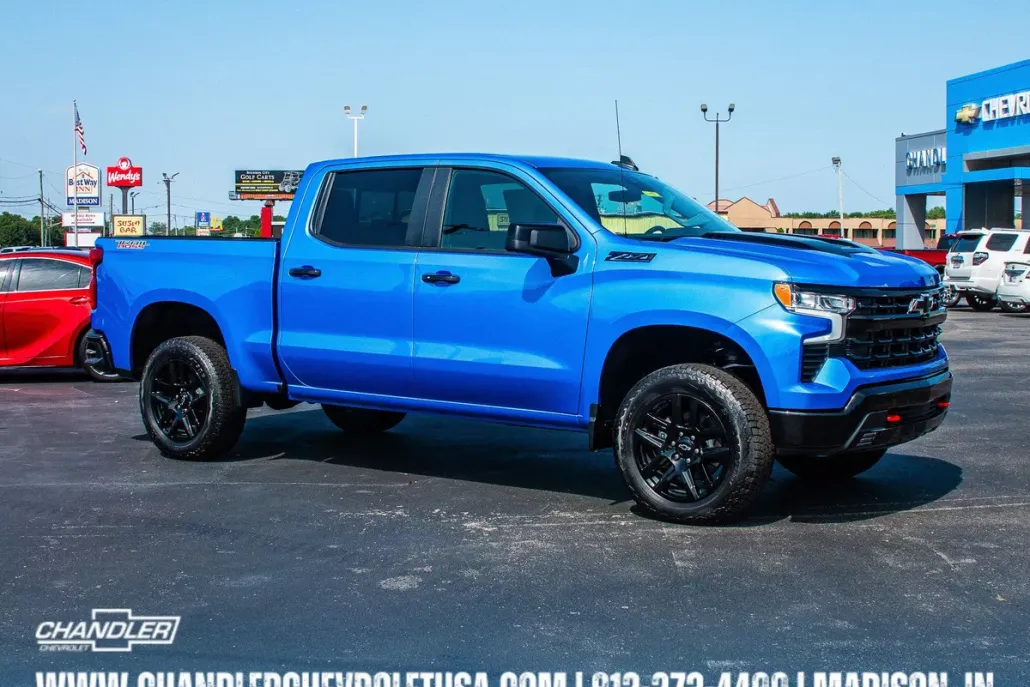 2025 Chevrolet Silverado 1500 LT Trail Boss photo 1