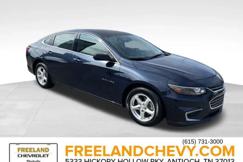 2017 Chevrolet Malibu LS photo 1