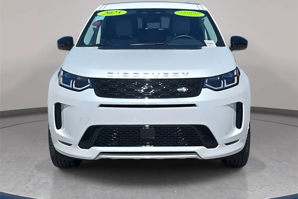 2025 Land Rover Discovery Sport S photo 1