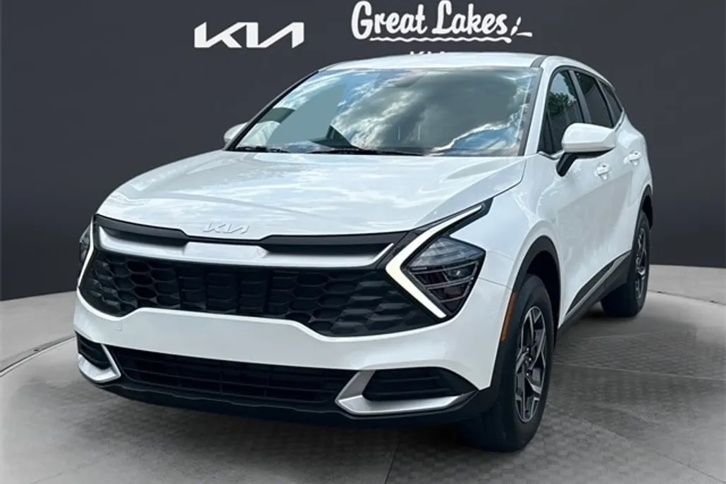 2024 Kia Sportage LX photo 1
