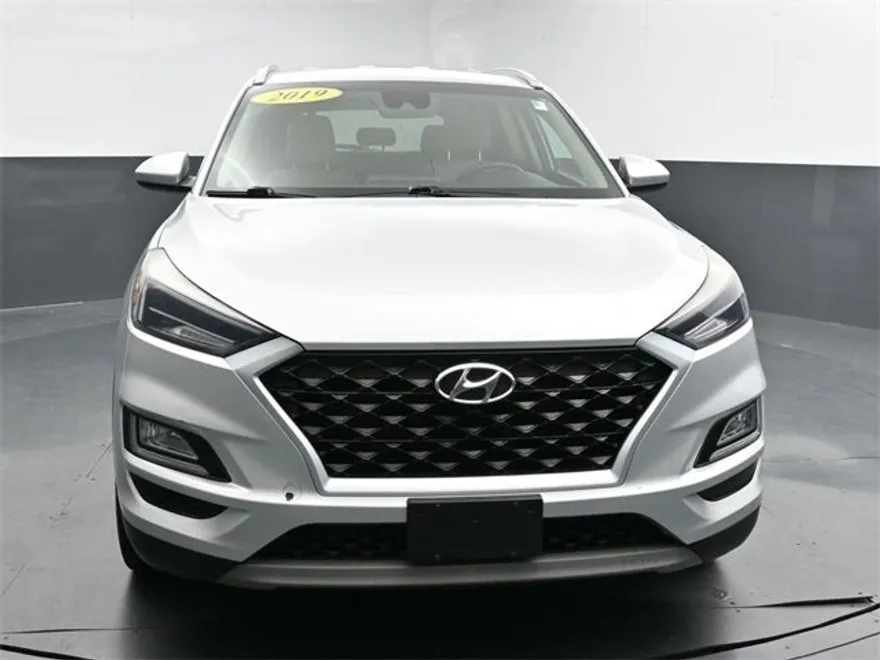 2019 Hyundai Tucson Sport photo 1