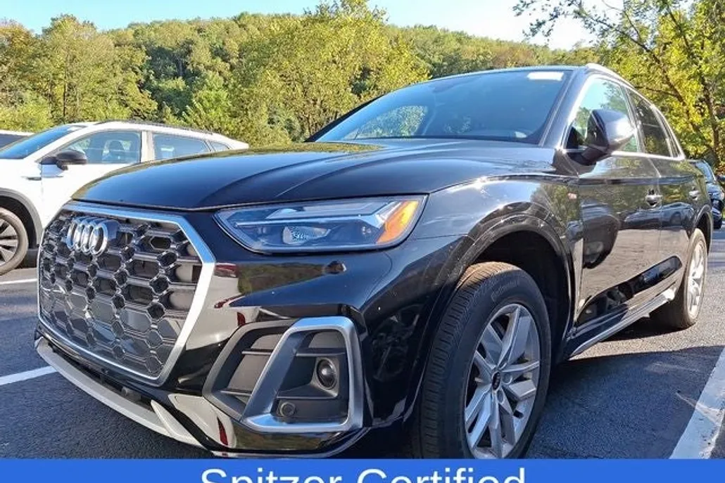 2022 Audi Q5 45 S line Premium photo 1