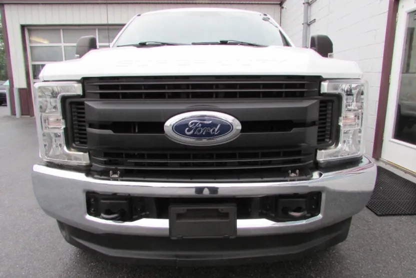 2019 Ford F-250 XL photo 1