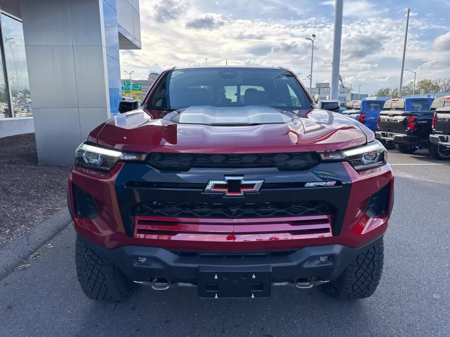 2026 Chevrolet Colorado ZR2 photo 1