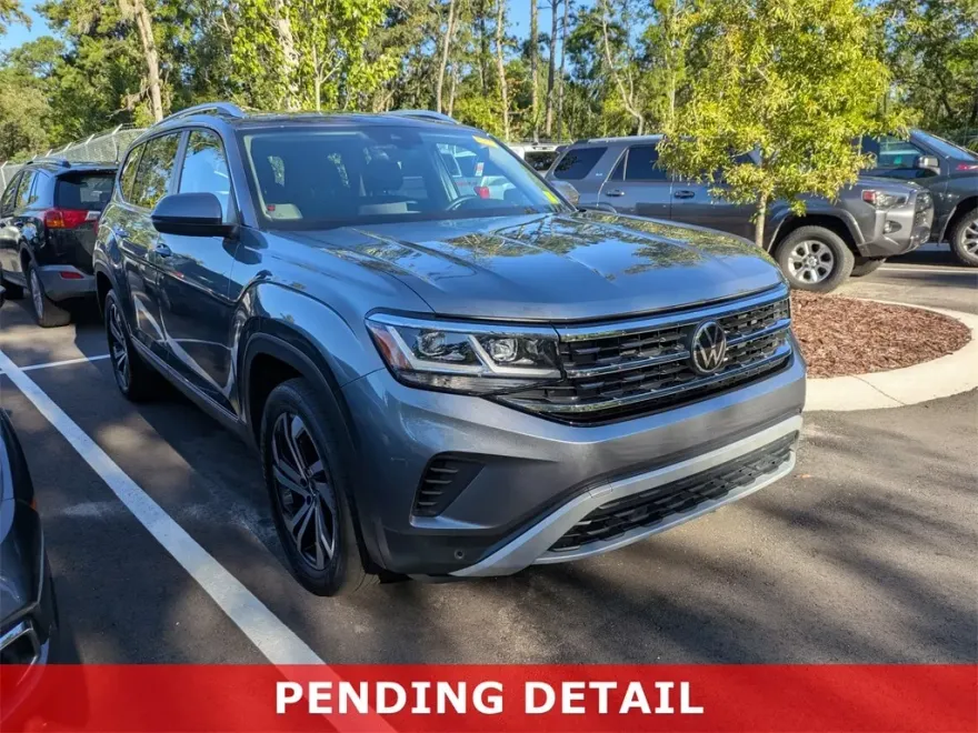 2023 Volkswagen Atlas SEL photo 1