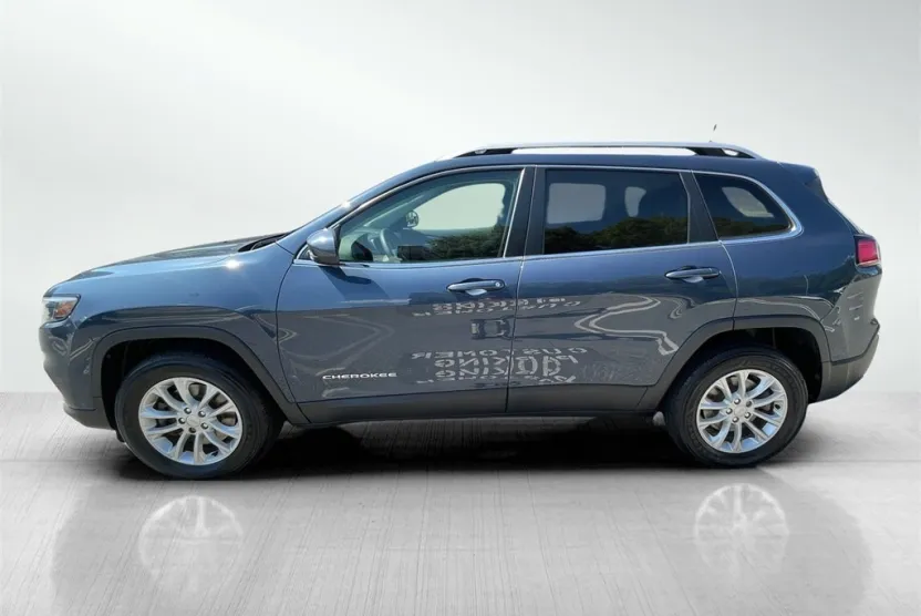 2019 Jeep Cherokee Latitude photo 1