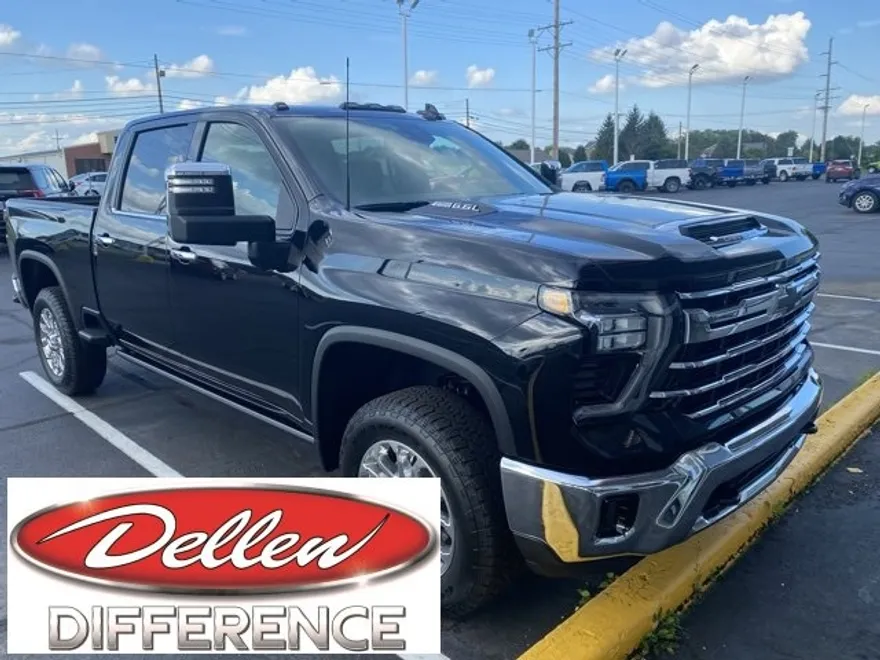 2025 Chevrolet Silverado 3500HD LTZ photo 1