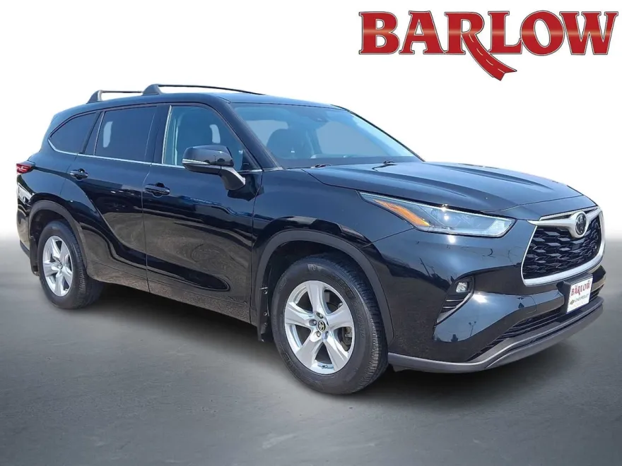 2021 Toyota Highlander L photo 1