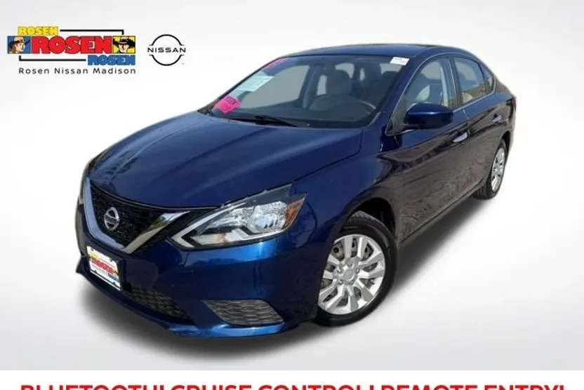 2016 Nissan Sentra S photo 1