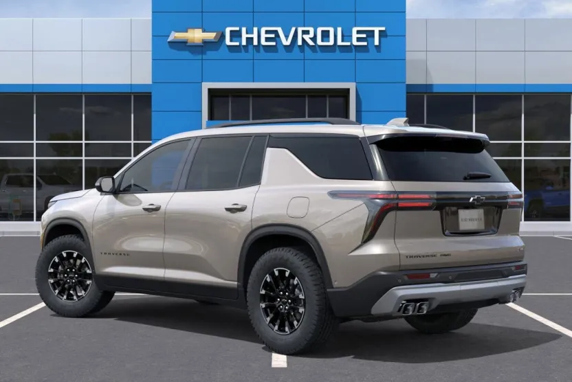 2026 Chevrolet Traverse Z71 photo 1