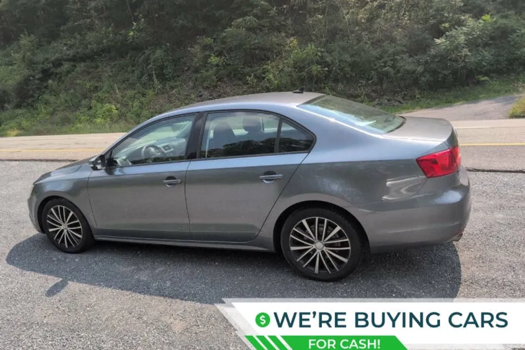 2011 Volkswagen Jetta SE photo 1