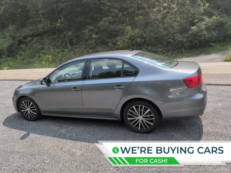 2011 Volkswagen Jetta SE photo 1