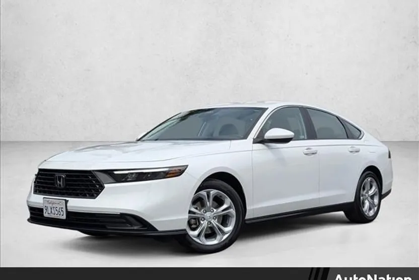 2024 Honda Accord LX photo 1