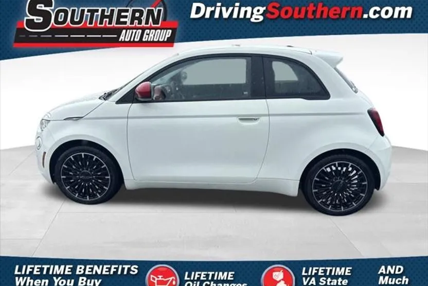 2024 Fiat 500e Red photo 1