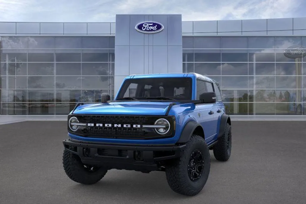 2025 Ford Bronco Badlands photo 1